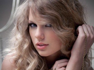 Celebrity Taylor Swift