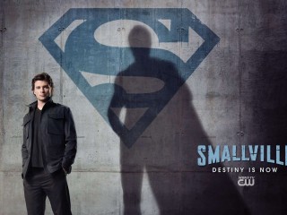 Smallville Clark Kent Wallpaper
