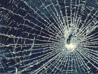 Broken Glass Iphone Panoramic Wallpaper