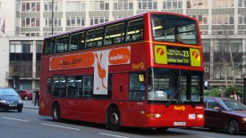 Double Floor Bus in London wallpaper