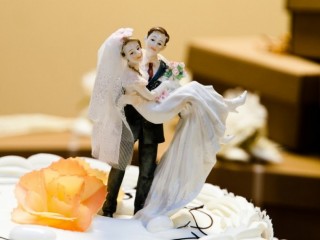 Romantic Cake Weddings